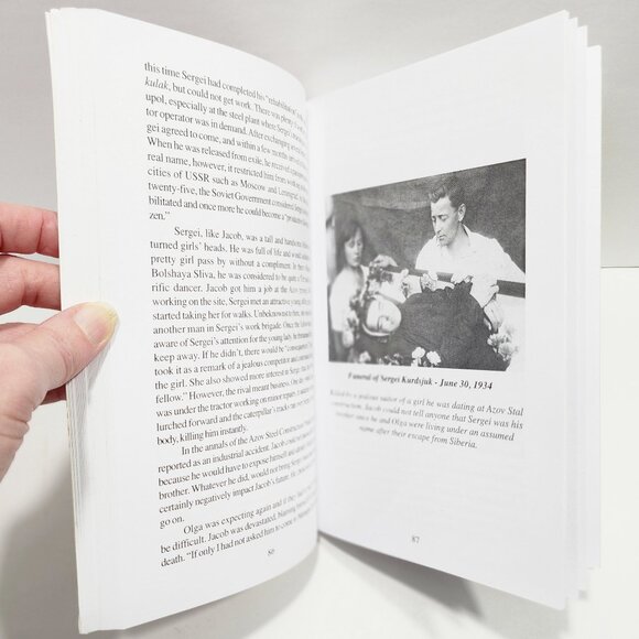 The Long Walk Home: with Miracles along the Way by Anatole Kurdsjuk SIGNED - Picture 4 of 6